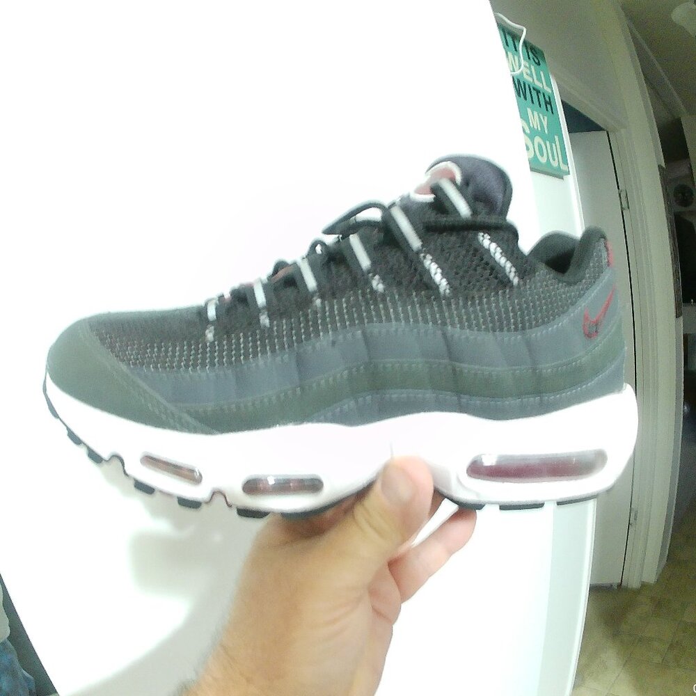 mens nike air max size 8